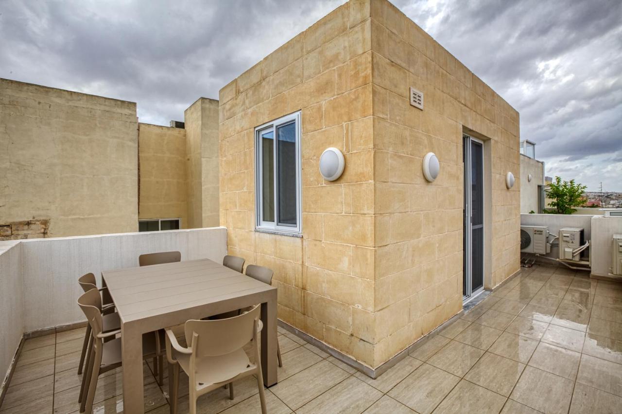 איל-פוריאנה Fl56 - New 3Storey House - Private Entrance & Roof מראה חיצוני תמונה